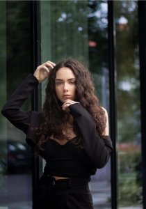Viktoriia 