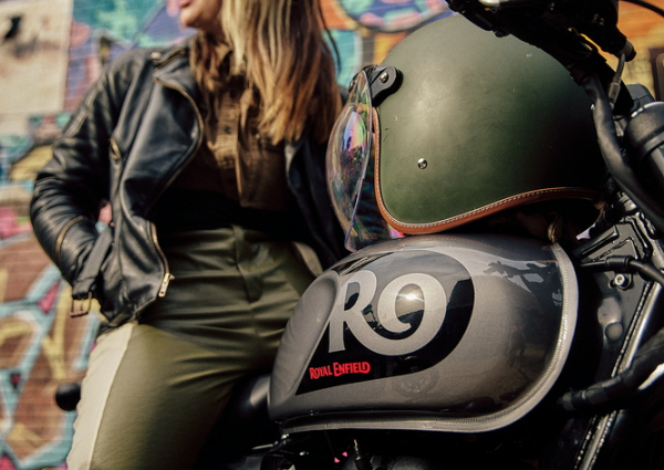 CASTING OTEVŘEN: Royal Enfield Terezín hledá tváře své značky